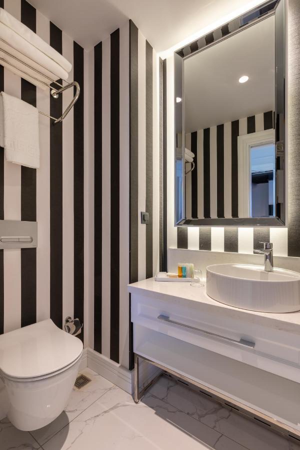 Motif Hotel Çeşme Exteriör bild