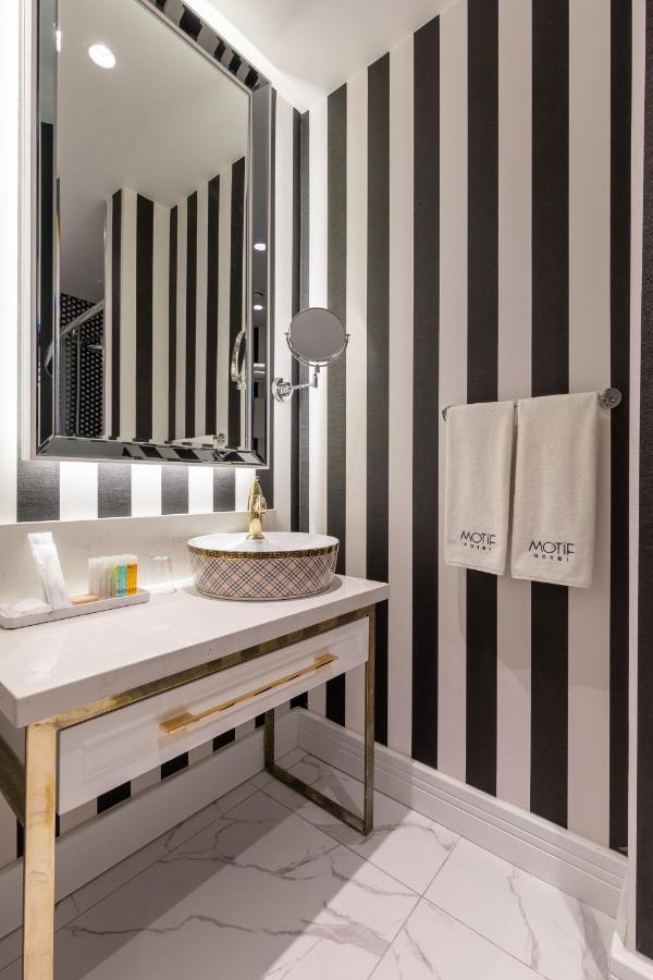 Motif Hotel Çeşme Exteriör bild