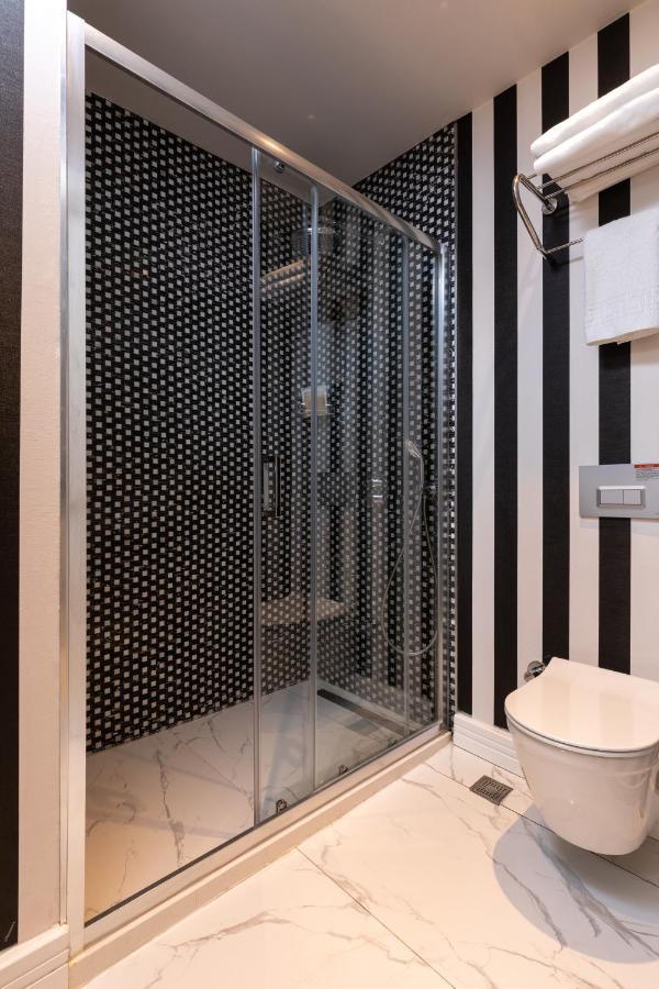 Motif Hotel Çeşme Exteriör bild