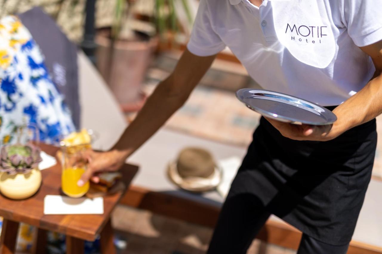 Motif Hotel Çeşme Exteriör bild