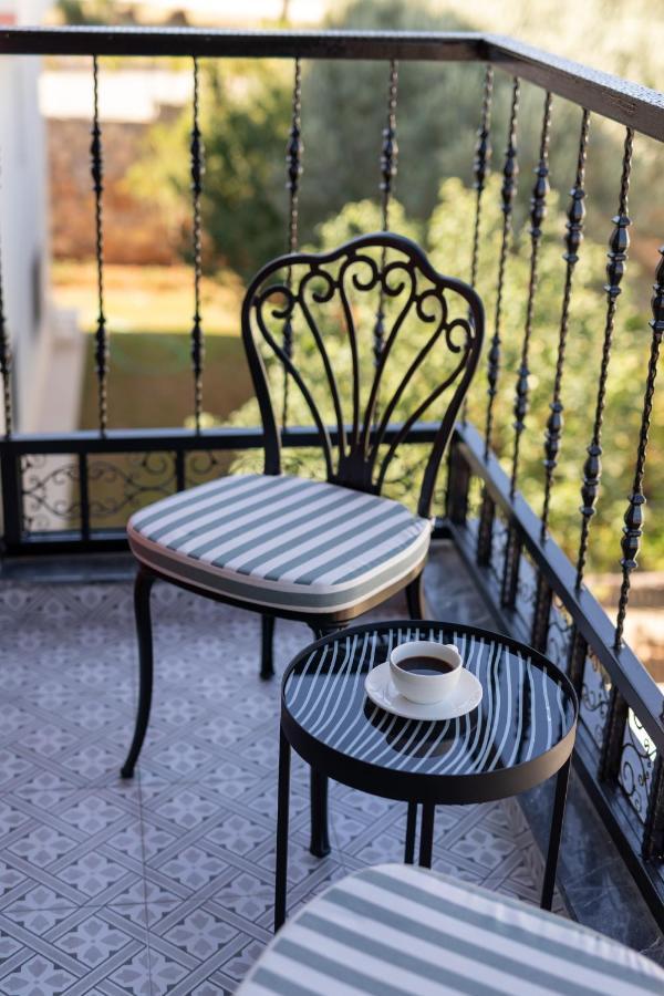 Motif Hotel Çeşme Exteriör bild